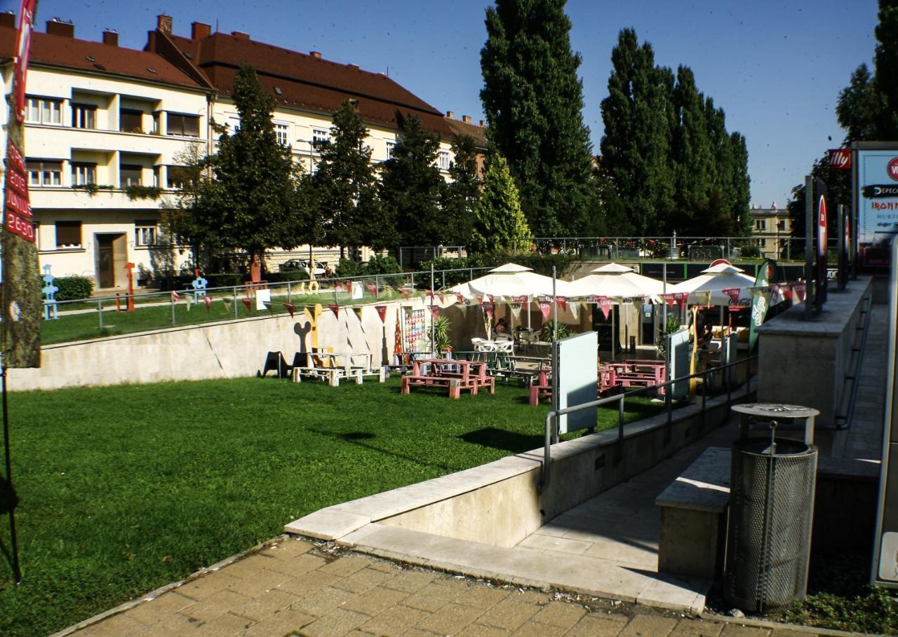 Deak Apartman Sopron Exteriör bild
